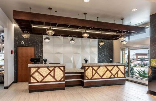 College Station Hotel | Drury Plaza Hotel College Station
