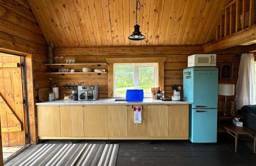 Whitehorse Chalet De Esquí | Dry Log Cabin with Mountain Views