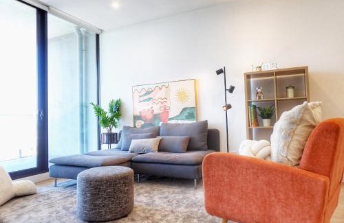 Carnegie Apartamento | DS1002 - 2B2B Spacious Carnegie Penthouse Free Parking 2 bed 2 bath Top Floor 5mins to Chadstone Shopping centre Monash Uni 1min Carnegie railway