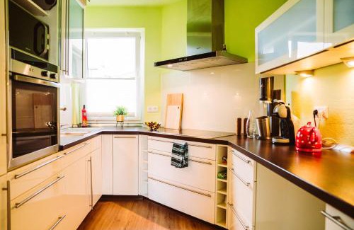 Bad Lippspringe Apartamento | Dschungel in BaLi 72qm Ferienwohnung im Zentrum