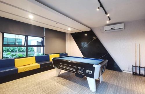 Kempas Apartamento | DSummit 3bedroom WiFi Netflix 5 Pax