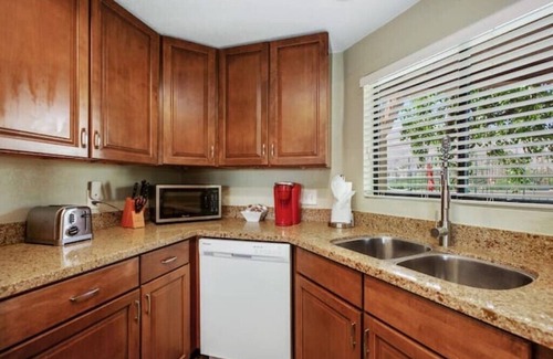 Baristo Apartamento | DT Palm Springs Condo 2 Owls !Spring Special!