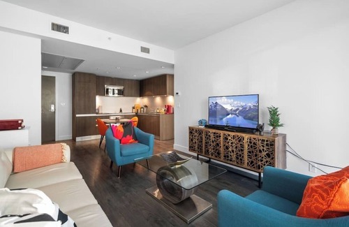 Victoria Park Apartamento | DT Views | AC | UG Parking | Walk to Saddledome