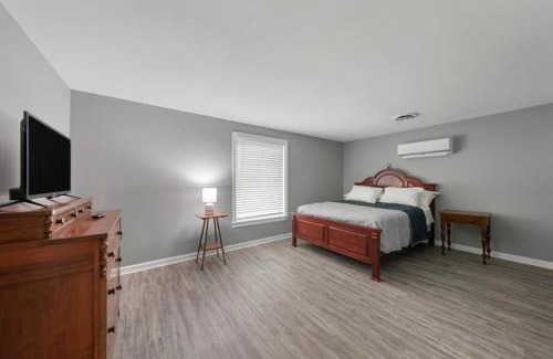 Glasgow Casa | Dual Delight Stylish Duplex 2-Unit Home