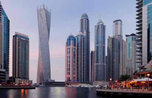Dubai Marina Hotel | Dubai Marriott Harbour Hotel And Suites