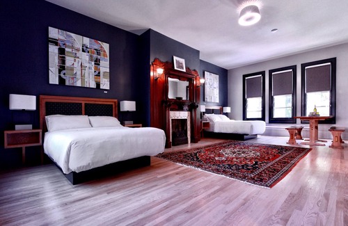 East Town Hotel | Dubbel Dutch