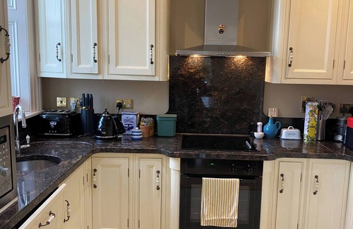 Dublin Apartamento | Dublin Oasis Suite 10 mins to city centre