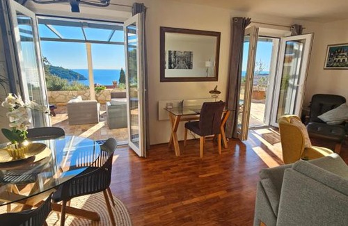 Ploce Apartamento | Dubrovniks best views apartment from a spacious terrace
