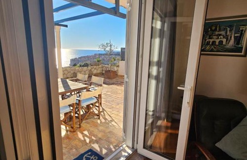Ploce Apartamento | Dubrovniks best views apartment from a spacious terrace
