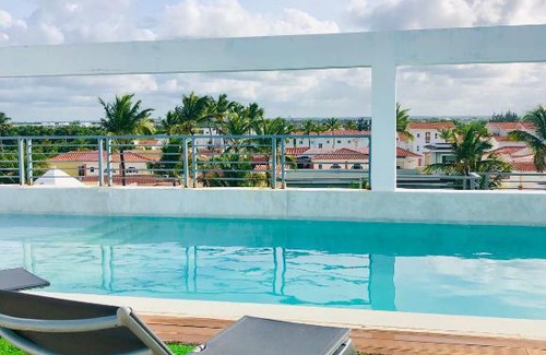Bavaro Hotel | Ducassi Rooftop Pool Suites Los Corales Beach