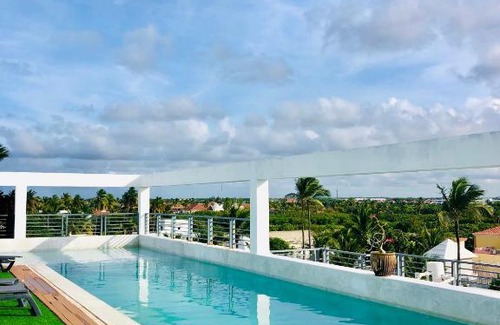 Bavaro Hotel | Ducassi Rooftop Pool Suites Los Corales Beach