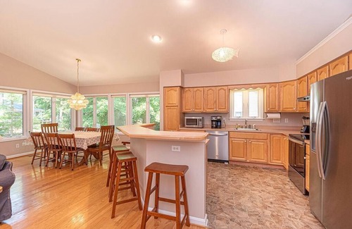 Ocean Pines Casa | Duck Cove Retreat--3 Bedrooms, 2 Bathrooms, Sleeps 9