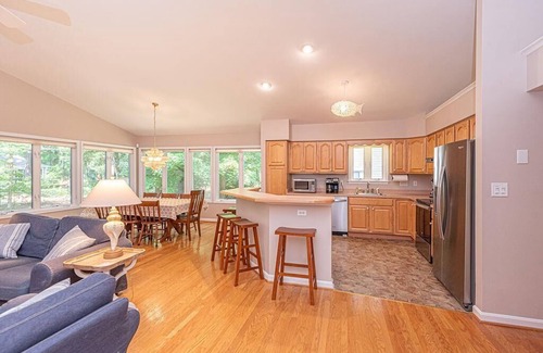 Ocean Pines Casa | Duck Cove Retreat--3 Bedrooms, 2 Bathrooms, Sleeps 9