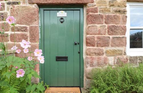 Hurst Green Casa | Duckdown