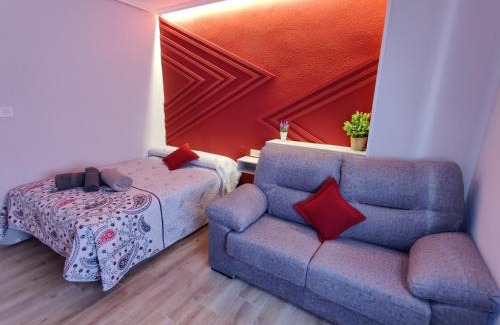 Torredonjimeno Casa | Duerme a gusto - Tu habitación acogedora en Torredonjimeno