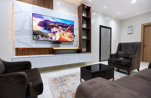 Adenta Apartamento | Duffie's Mansion