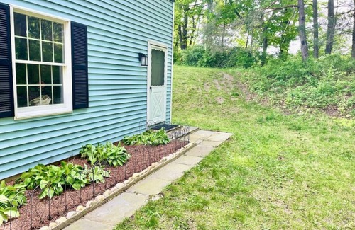 Lime Rock Apartamento | Dugway Hideaway Walking Distance to Lime Rock Park
