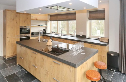 Municipality of Noordwijk Villa | Duinvilla Noordwijk - Siete Habitaciones Villa, Capacidad 18