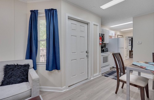 Durham Casa | Duke Hospital Zero-Step 1BR