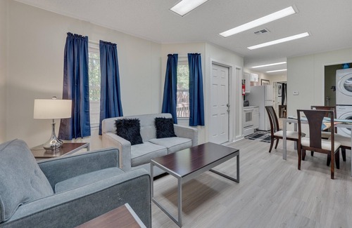 Durham Casa | Duke Hospital Zero-Step 1BR