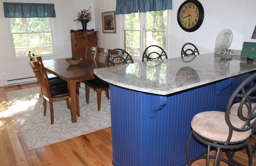 McGaheysville Cabina | Duke's Den, A Storybook Mountain Getaway.