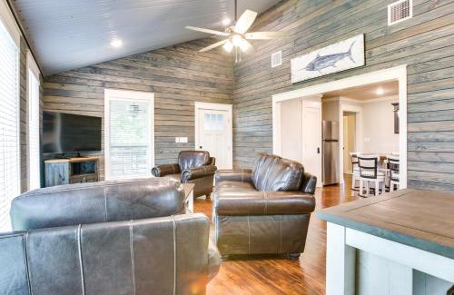 Theriot Casa | Dularge Copper Landing - Steps to Falgout Marina