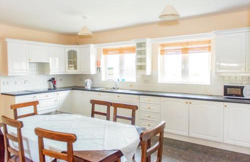 Tullaghan Casa | Duncarbury Heights - 4 Bedroom Detached House