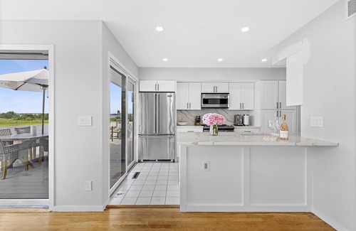 Westhampton Beach Casa | Dune Rd Westhampton Beach Village Waterfront Walk to Town