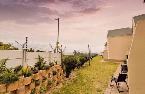 Marina Martinique Casa | Dune Whispers