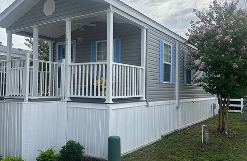 Palm Harbor Cabaña | Duned-Inn: Where Dunedin Charm, Beach Days, and Pool Time Fun Collide