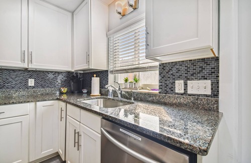 Dunedin Casa | Dunedin Bungalow on Pinellas Trail w/ Heated Pool