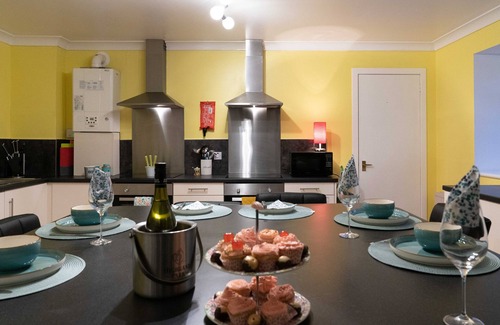 Huntly Casa | Dunedin House -Contractors - Business Travellers