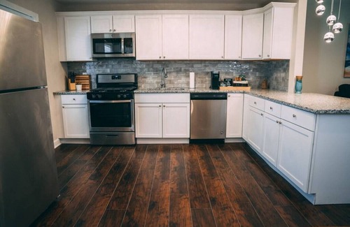 Portage Casa | Dunes Escape - Minutes from Indiana Dunes National Park