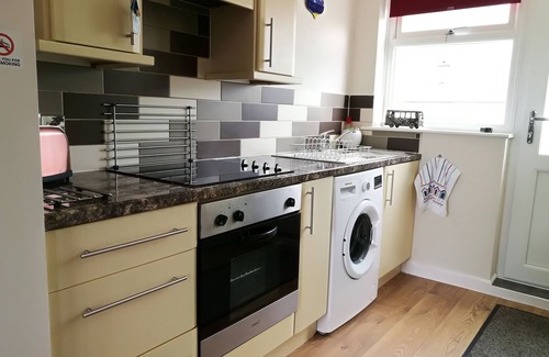 Perranporth Apartamento | Dunes View - Perranporth - Beachside Holiday Apartment. Familia y mascotas