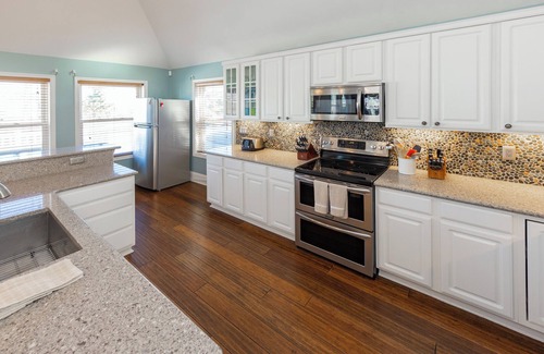 Sandbridge Casa | Dunescape- 7bdrm, Pool, Cabana, Hot Tub, Beach Access!