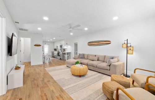 St. Augustine Beach Apartamento | Duneside Bliss - Steps to the Ocean & Mins to DT