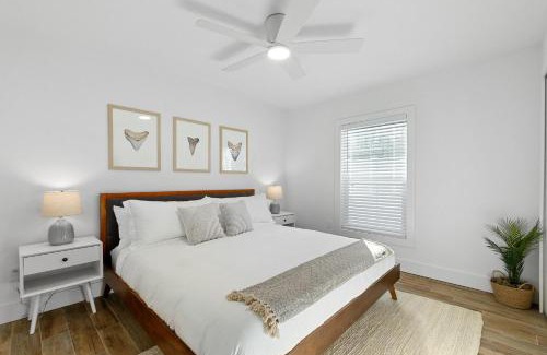 St. Augustine Beach Apartamento | Duneside Bliss - Steps to the Ocean & Mins to DT