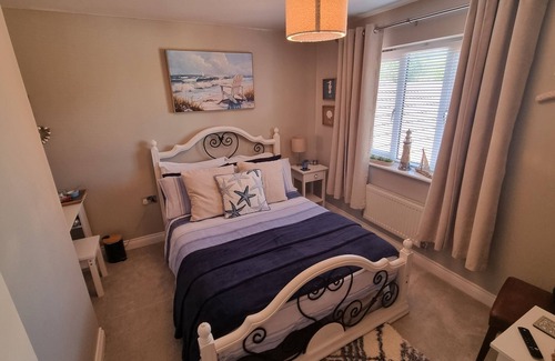 Weston-super-Mare Cama Y Desayuno | Dungarvon House, Hot Tub, Garden, Summerhouse, & EV Charging