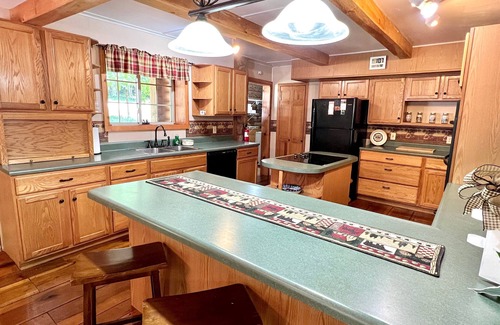 Sevierville Cabina | Dunn's Creek Hideaway