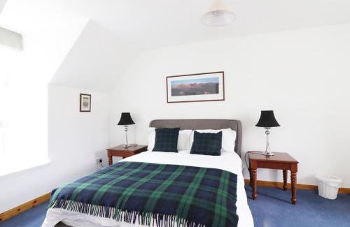 Stonehaven Casa | Dunnottar Woods House