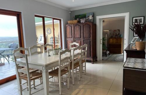 Clovelly Villa | Dunvegan Lodge