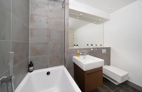Covent Garden Apartamento | DUPLEX 2 Bedr, 3 Beds, 2,5 Bath Trafalgar Square