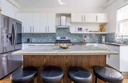 North Center Apartamento | Duplex 3 Bed 2 Bath Apt Steps from Lincoln Square