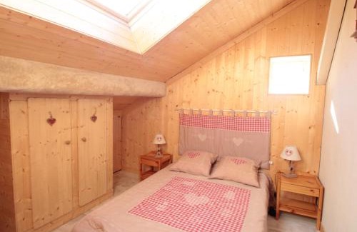 Les Carroz-d'Araches Apartamento | Duplex 3 pièces pour 6 pers, centre-village, proche pistes et commerces - FR-1-572-78