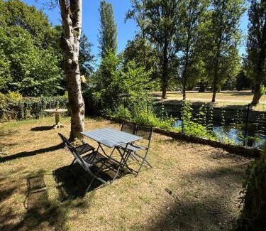 Brantome-en-Perigord Apartamento | Duplex 4 personnes avec jardin