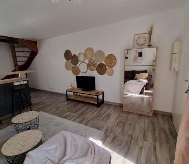 Neauphle-le-Chateau Apartamento | Duplex 40m2 cocooning cœur de ville avec parking