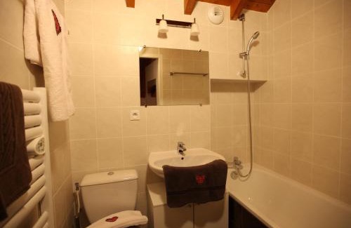 Valloire Apartamento | Duplex 5 pièces, 10 pers, balcon, près télécabine, animaux admis, parking dispo, Valloire - FR-1-263-210