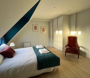 Centre Ancien Apartamento | Duplex 50m2 rénové, hyper-centre, St sauveur