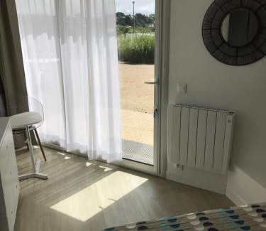 Trevou-Treguignec Apartamento | Duplex 6 pers piscine et vue mer