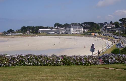 Trevou-Treguignec Apartamento | Duplex 6 pers piscine et vue mer